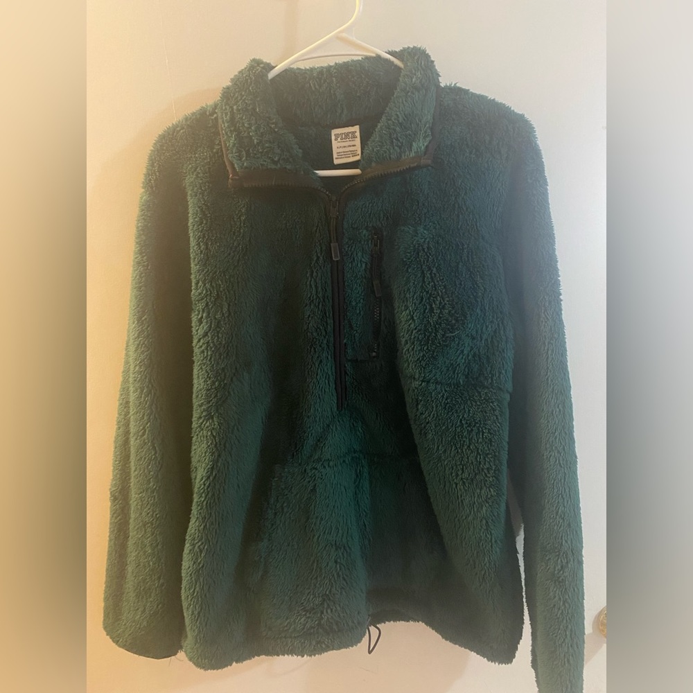Small “Pink” dark green fleece pullover